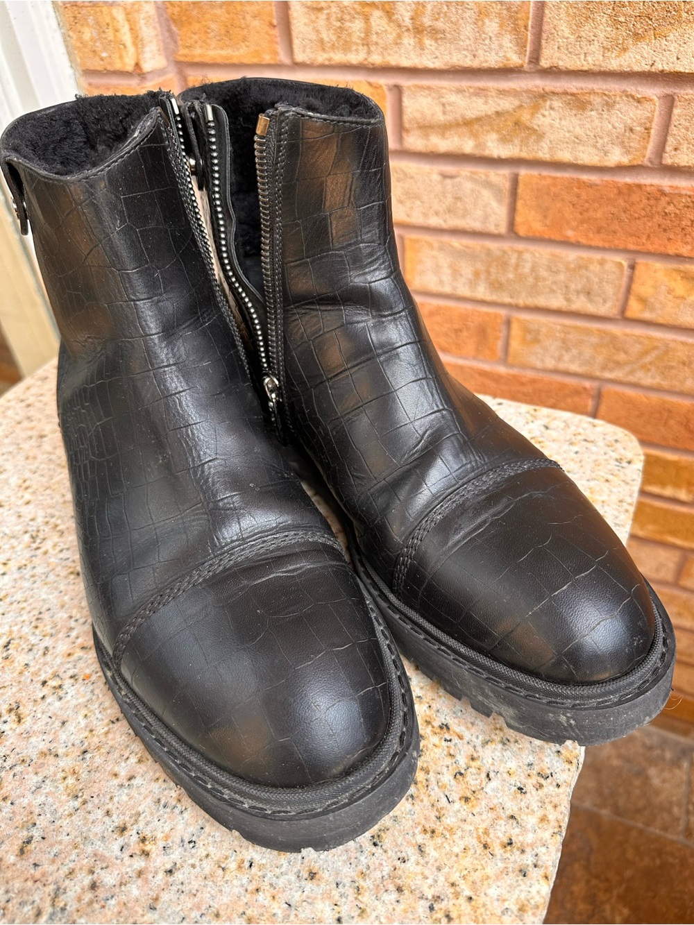 Jimmy Choo, Black, Croc-Embossed Men's Zip Ankle Boots.size 44 1/2. Smart heated